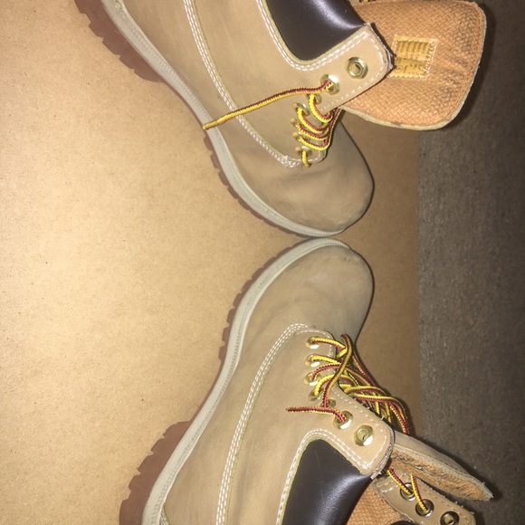 Timberland Shoes - Picture 6 of 9